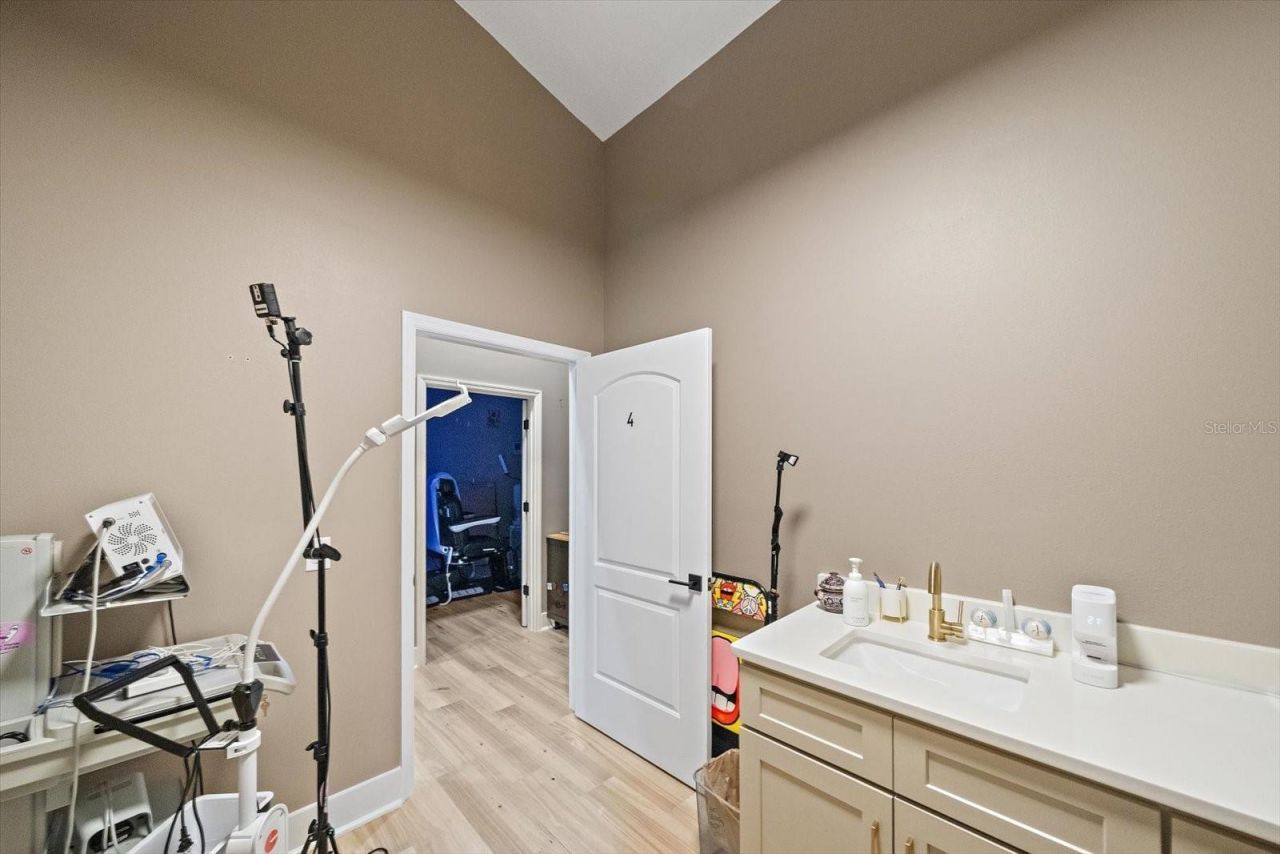 2500 Sunset Point Road , Clearwater, FL 33765 Photo