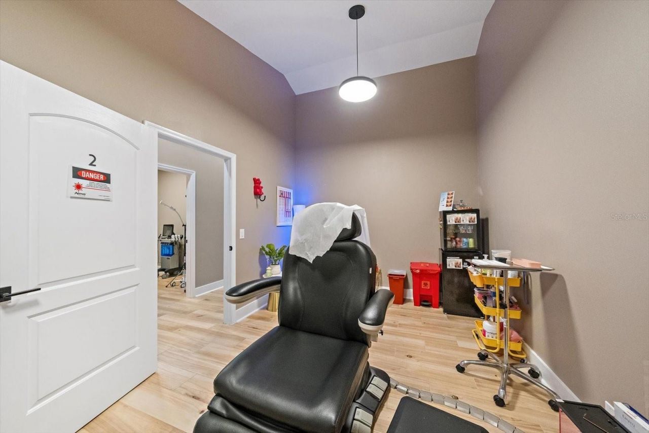 2500 Sunset Point Road , Clearwater, FL 33765 Photo