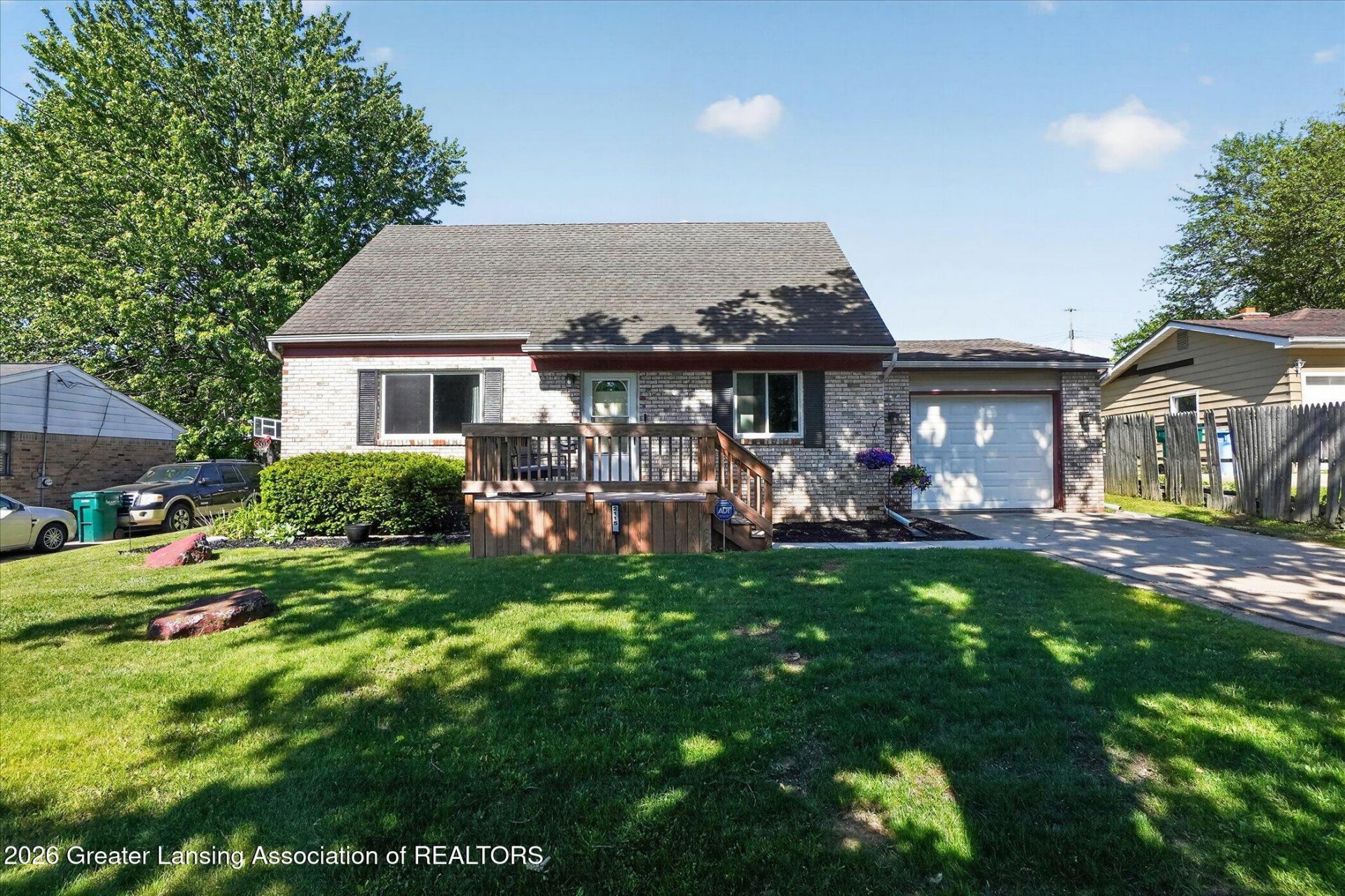 2115 Darby Drive, Lansing, MI 48906 Main Photo