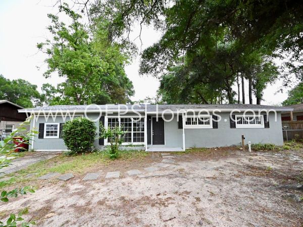 131 Adkinson Drive, Crestview, FL 32536