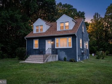 16036 ROGERS CLARK BOULEVARD, BOWLING GREEN, VA 22427