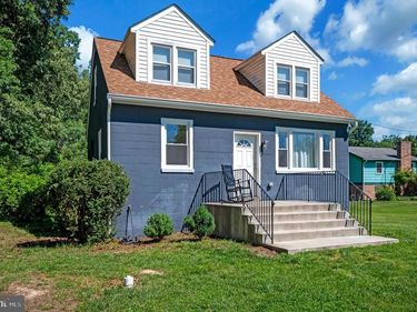 16036 ROGERS CLARK BOULEVARD, BOWLING GREEN, VA 22427