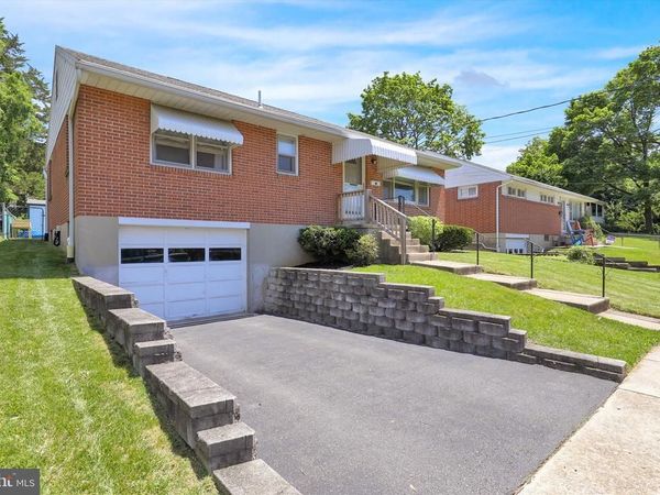 3427 GRAY , LAURELDALE, PA 19605