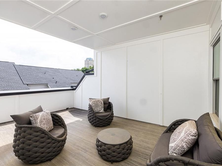 Property Image 77