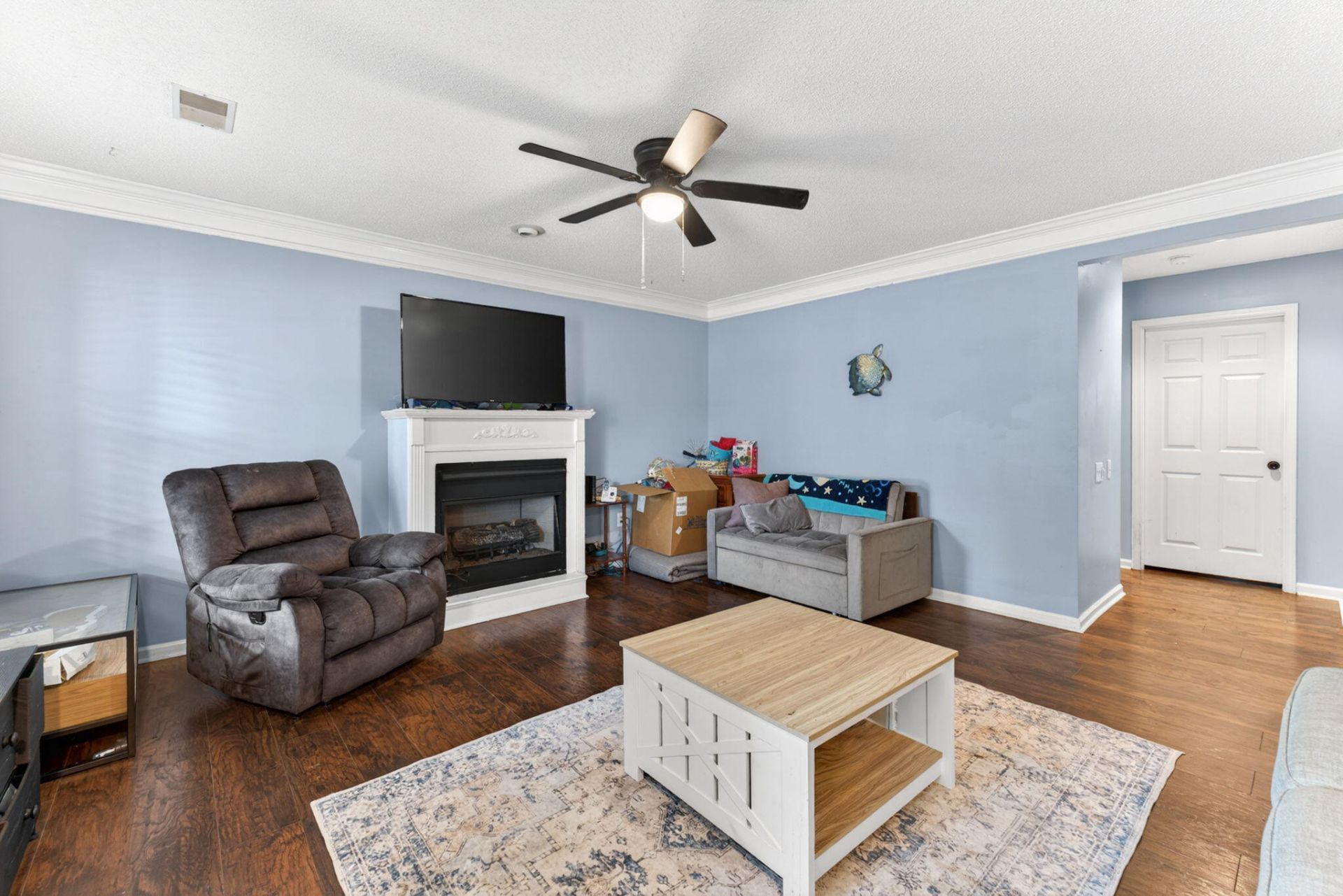 4803 Habersham Lane Photo 9