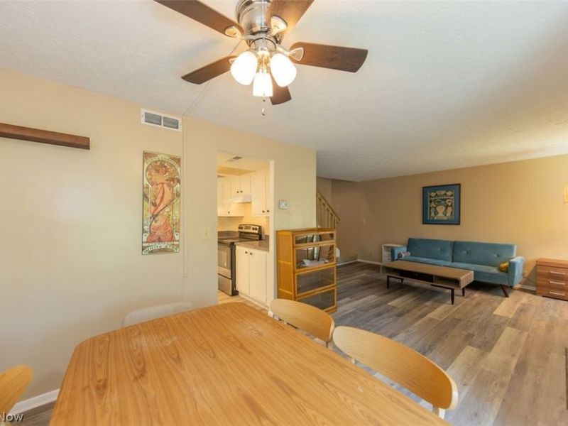 1651 Mentor Avenue , Unit 2705, Painesville, OH 44077 Photo 10