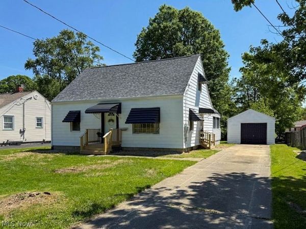 1892 Drexel Avenue NW, Warren, OH 44485
