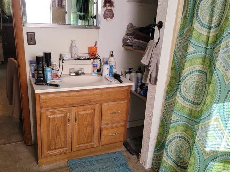 498 Walnut Street, Conneaut, OH 44030 Photo 8