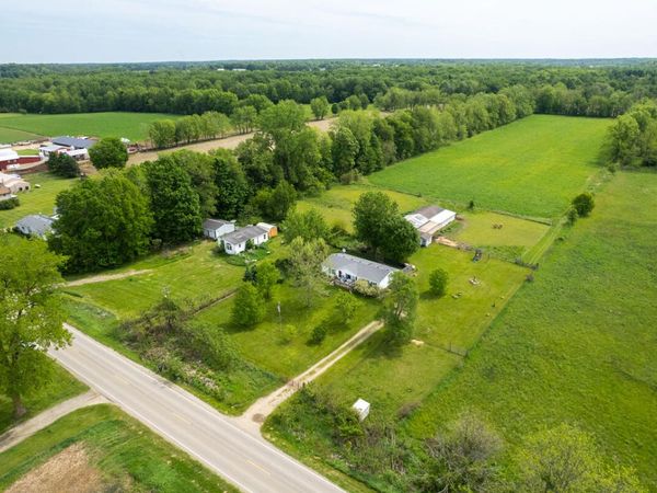 721 Clarendon Road, Quincy, MI 49082