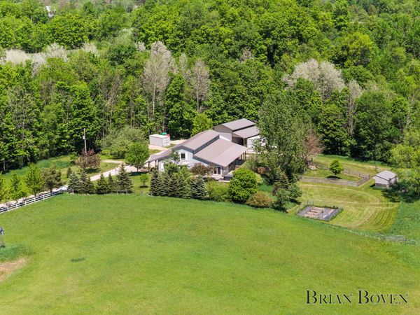 16444 210th Avenue, Leroy, MI 49655