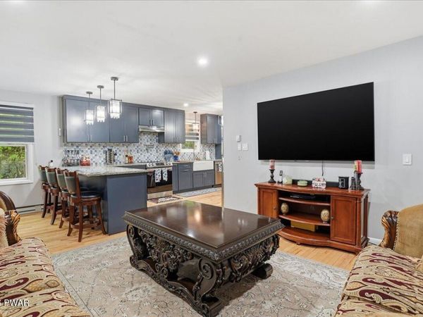 4125 Winchester Way, Bushkill, PA 18324