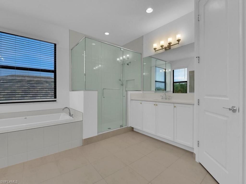 20581 Fair Oak Ln, Estero, FL 33928 Photo