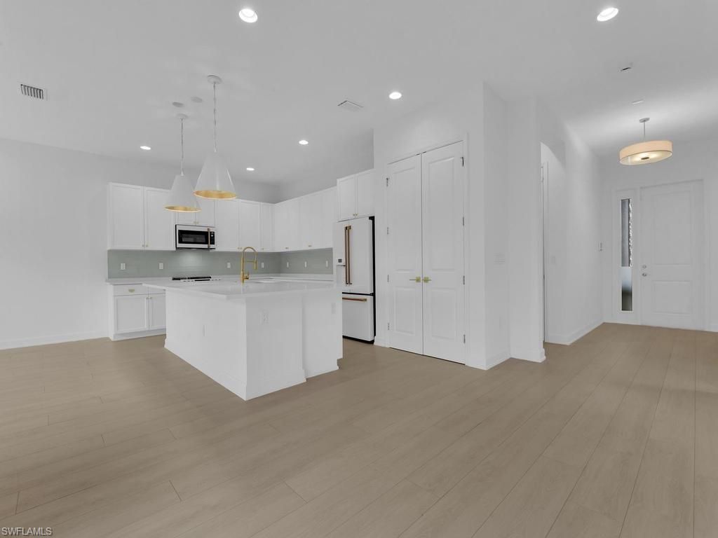 20581 Fair Oak Ln, Estero, FL 33928 Photo
