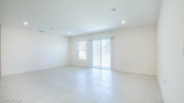 2710 NE 6th Pl , Cape Coral, FL 33909 Photo