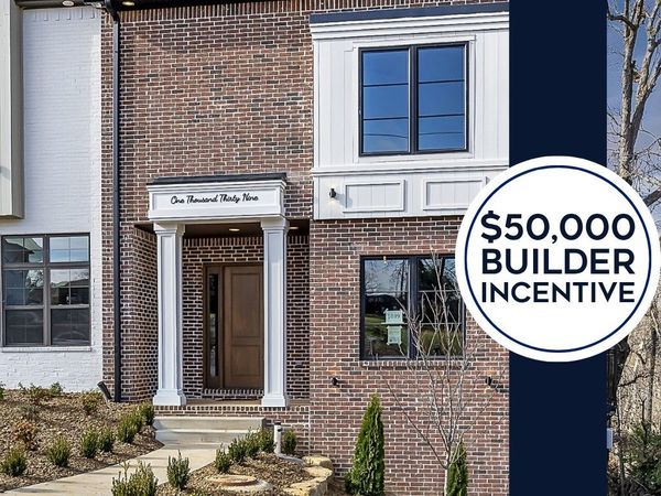 1039 NW A Street, Bentonville, AR 72712