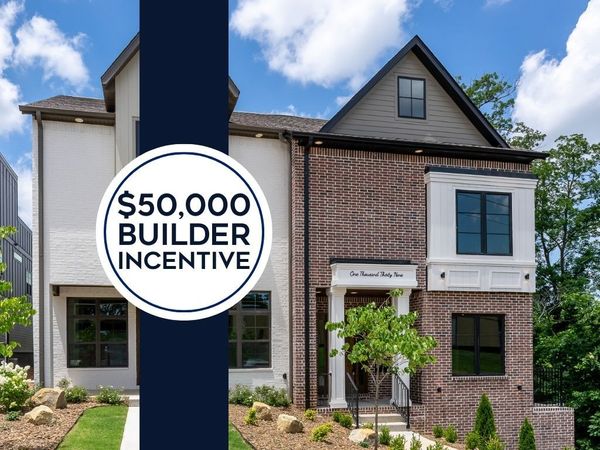 1039 NW A Street, Bentonville, AR 72712