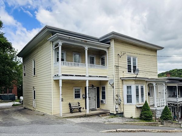 8 Mount Street, Barre City, VT 05641