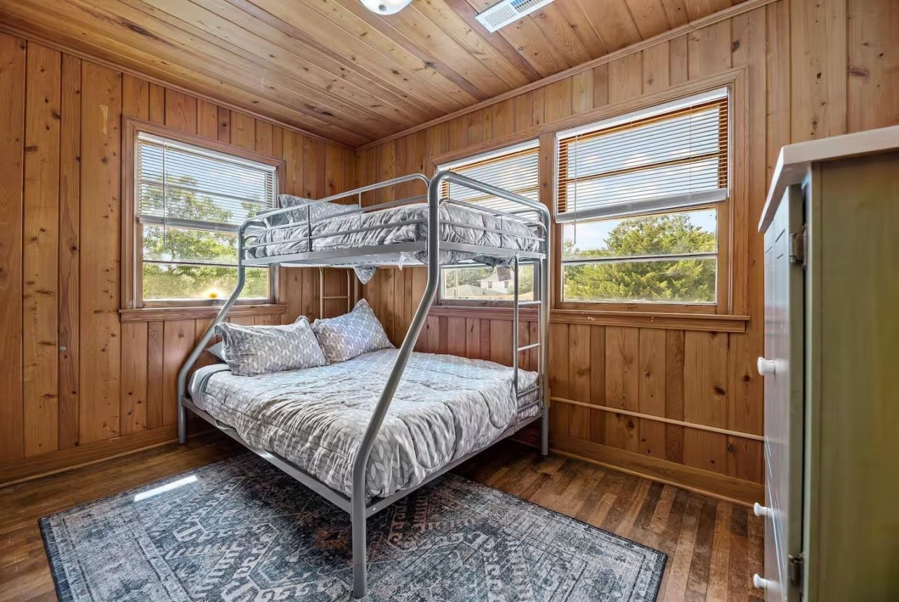 1505 Edge Dr.  Photo 35
