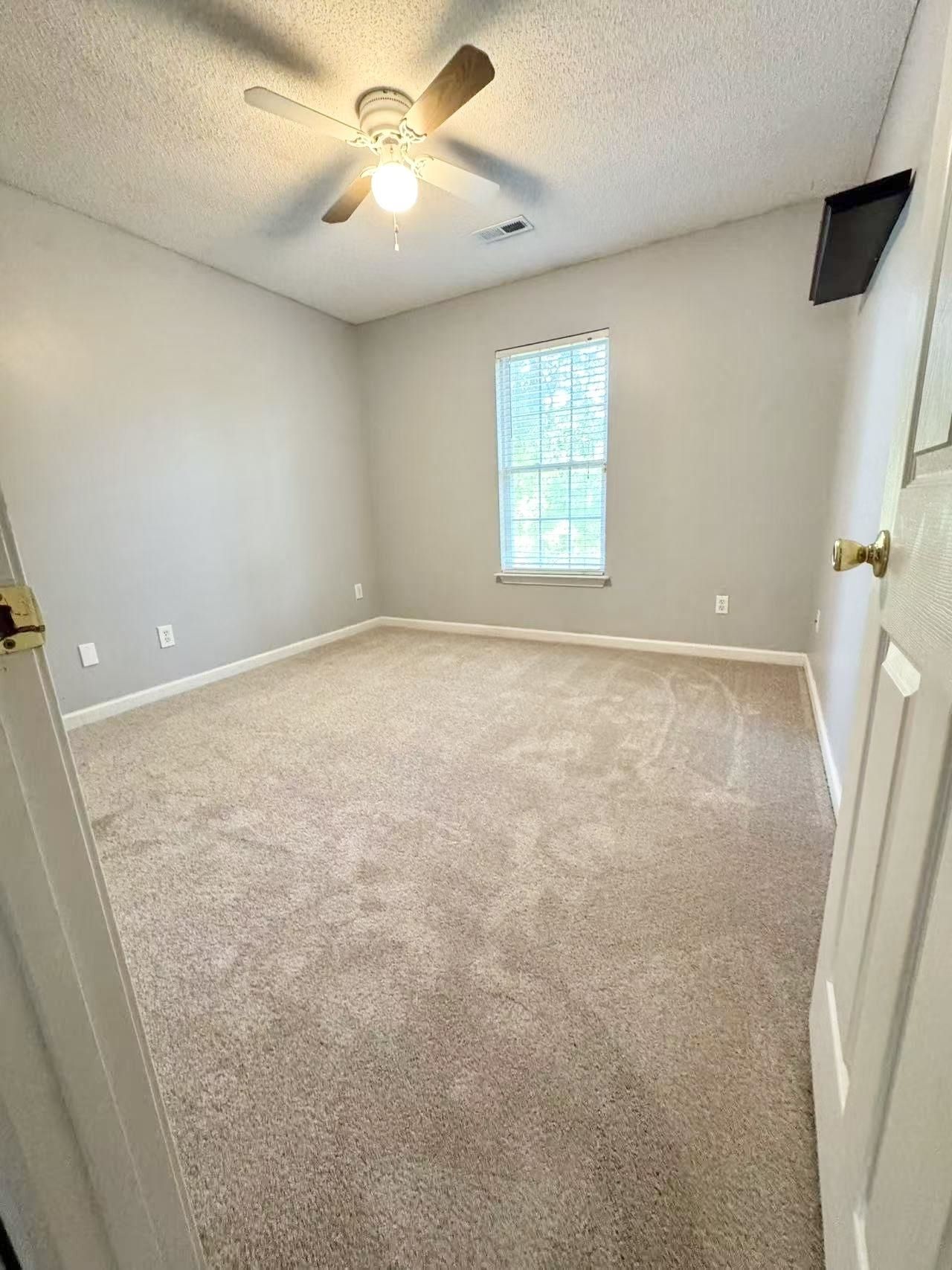 1336 Eagle Terrace Ct. Photo 11