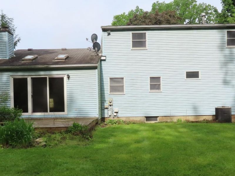 695 Morris Drive, Vermilion, OH 44089 Photo 12