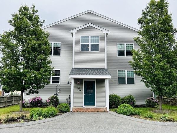 39 Athens St, Unit 4, Weymouth, MA 02191