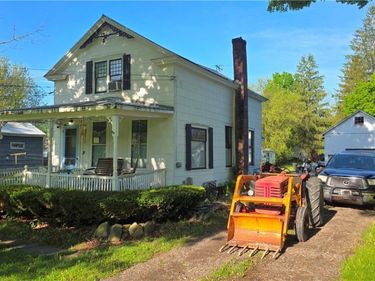 28 Eaton Street, Morrisville, NY 13408