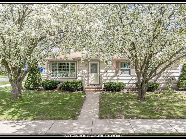200 E PERSHING STREET, Appleton, WI 54911