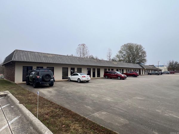 206 N Plaza C , Cabot, AR 72023