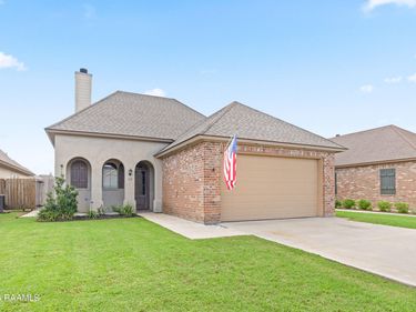 112 Gilmore Road , Youngsville, LA 70592