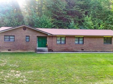 400 Buc Road, Williamsburg, KY 40769