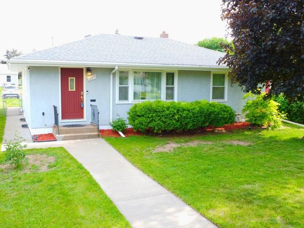 1640 Montana Avenue E, Saint Paul, MN 55106