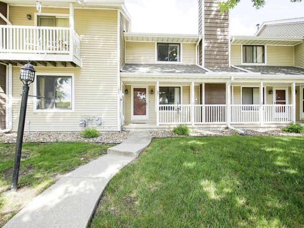 253 52nd Street, West Des Moines, IA 50265