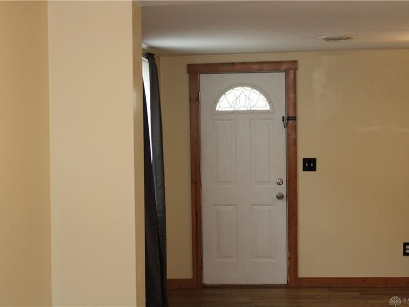 317 S Miami Avenue, Bradford, OH 45308 Photo 8