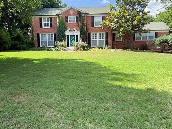 4200 NE 36th Street, Forest Park, OK 73121