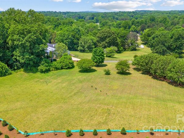 2001 Fountain Lane , Stanley, NC 28164