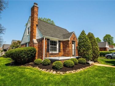 512 Lamarck Drive, Buffalo, NY 14225