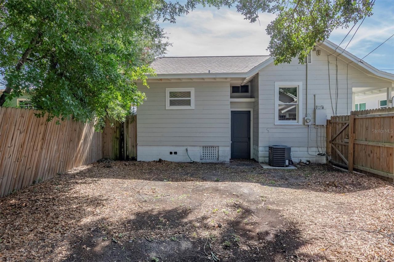 2521 4th Street S, Saint Petersburg, FL 33705 Photo