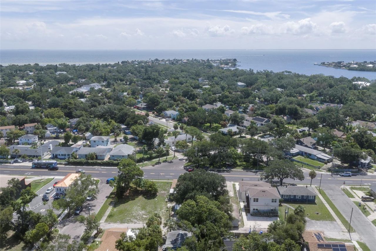 2521 4th Street S, Saint Petersburg, FL 33705 Photo