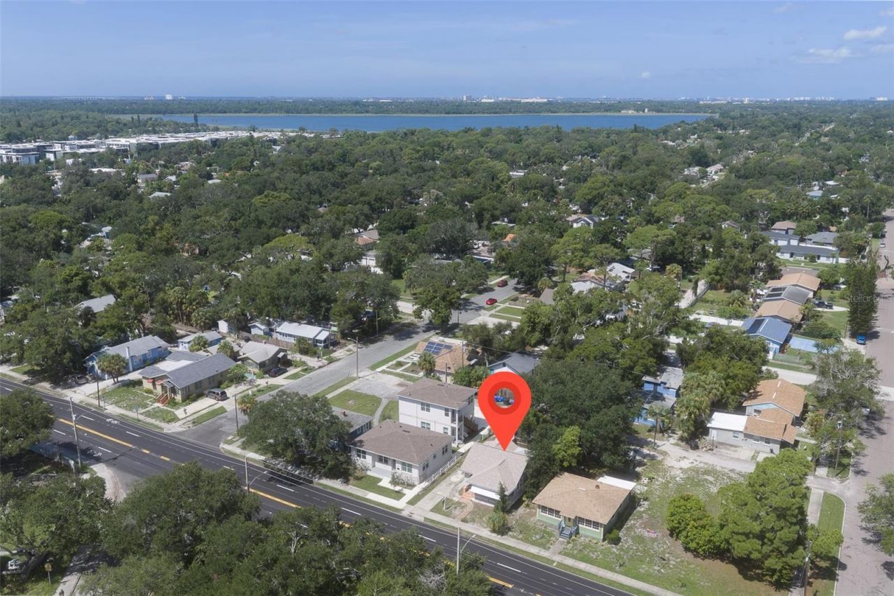 2521 4th Street S, Saint Petersburg, FL 33705 Photo