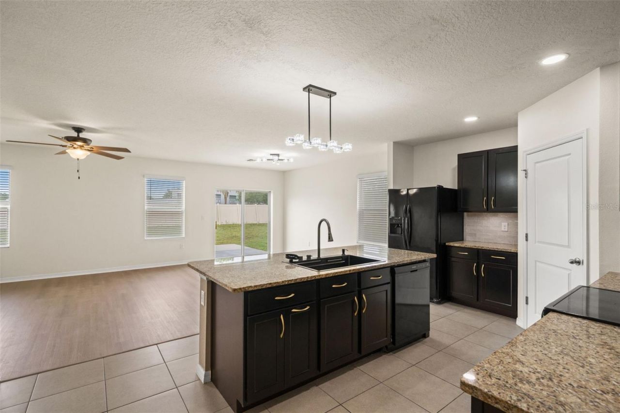16443 Little Garden Drive , Wimauma, FL 33598 Photo