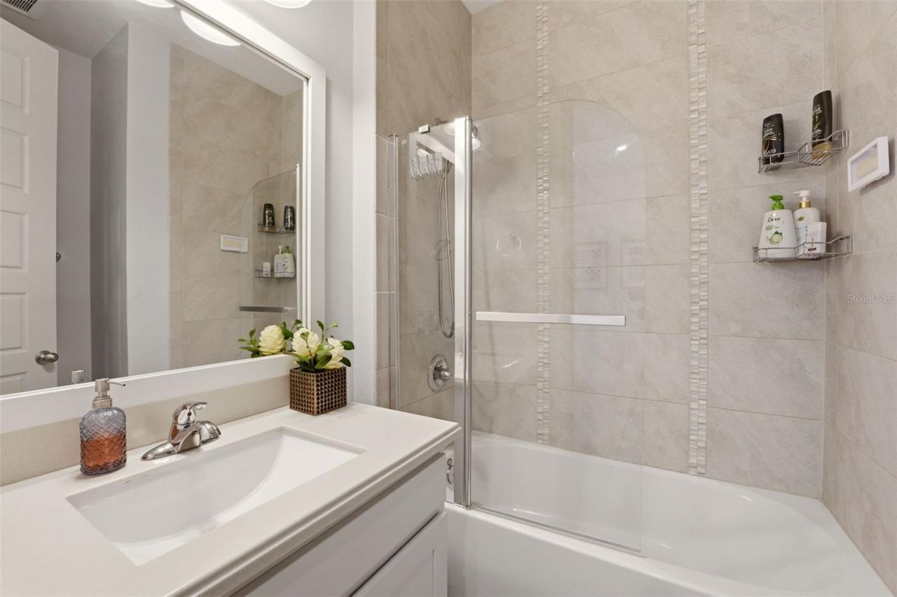 5518 Spanish Moss Cove, Bradenton, FL 34203 Photo