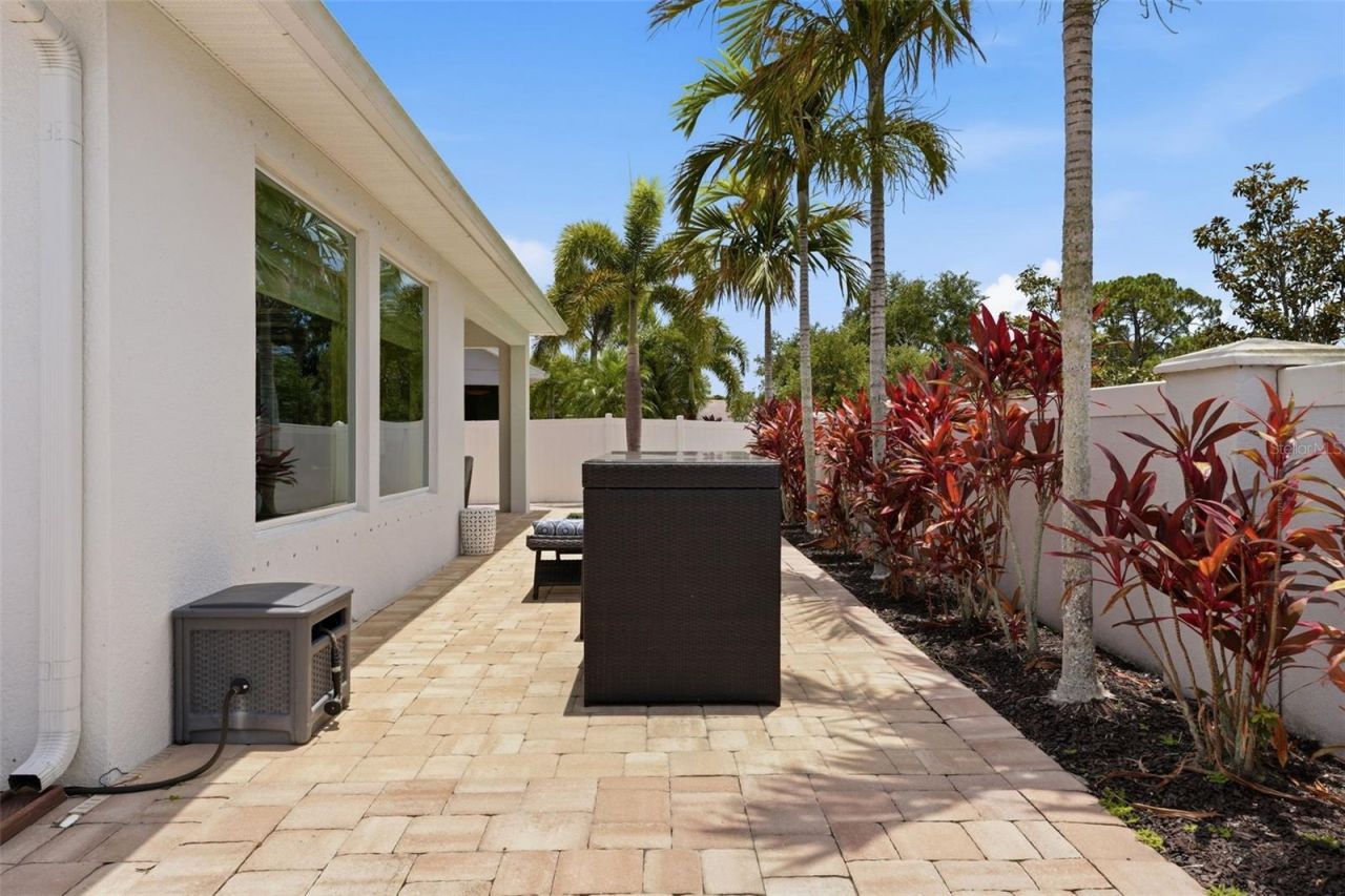 5518 Spanish Moss Cove, Bradenton, FL 34203 Photo