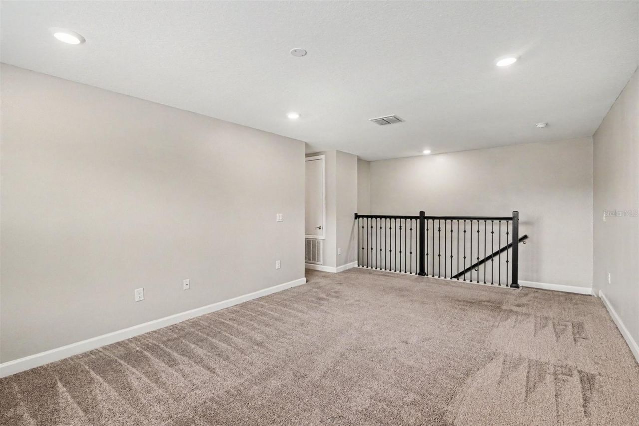 490 Brunswick Drive , Davenport, FL 33837 Photo