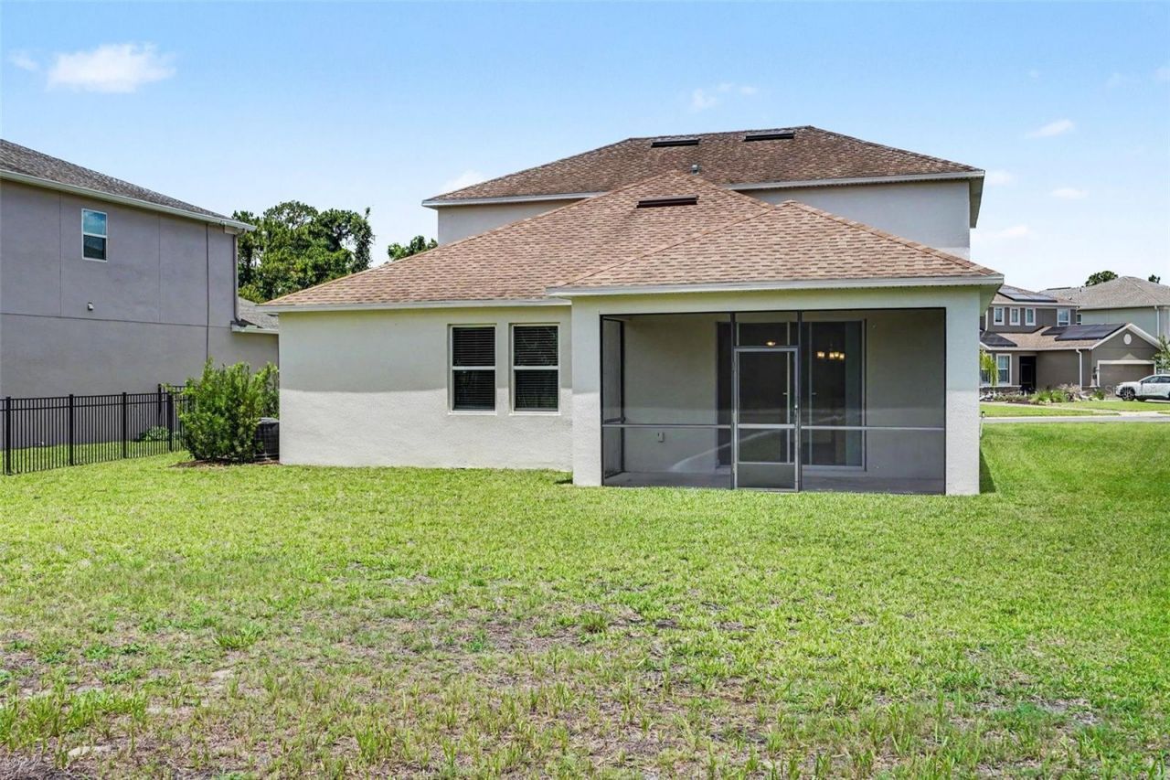 490 Brunswick Drive , Davenport, FL 33837 Photo