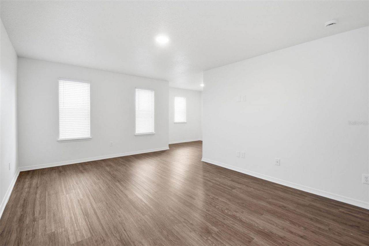 5654 Aaron Court , Sarasota, FL 34232 Photo