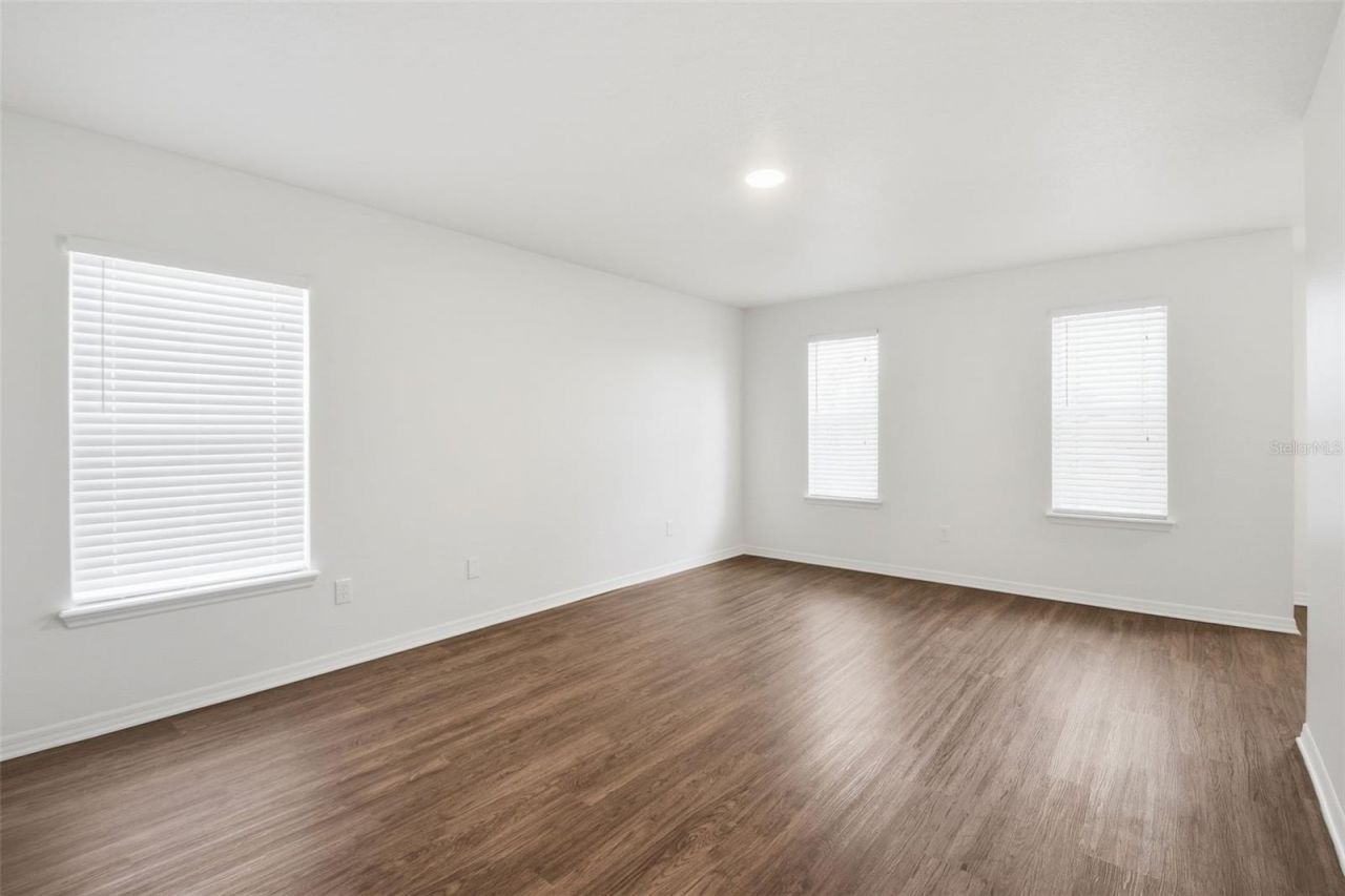 5654 Aaron Court , Sarasota, FL 34232 Photo