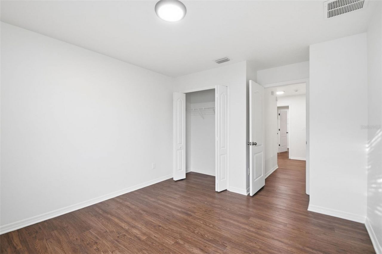 5654 Aaron Court , Sarasota, FL 34232 Photo