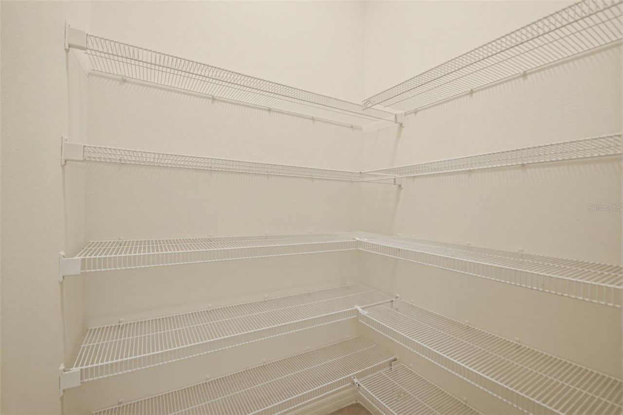 5654 Aaron Court , Sarasota, FL 34232 Photo