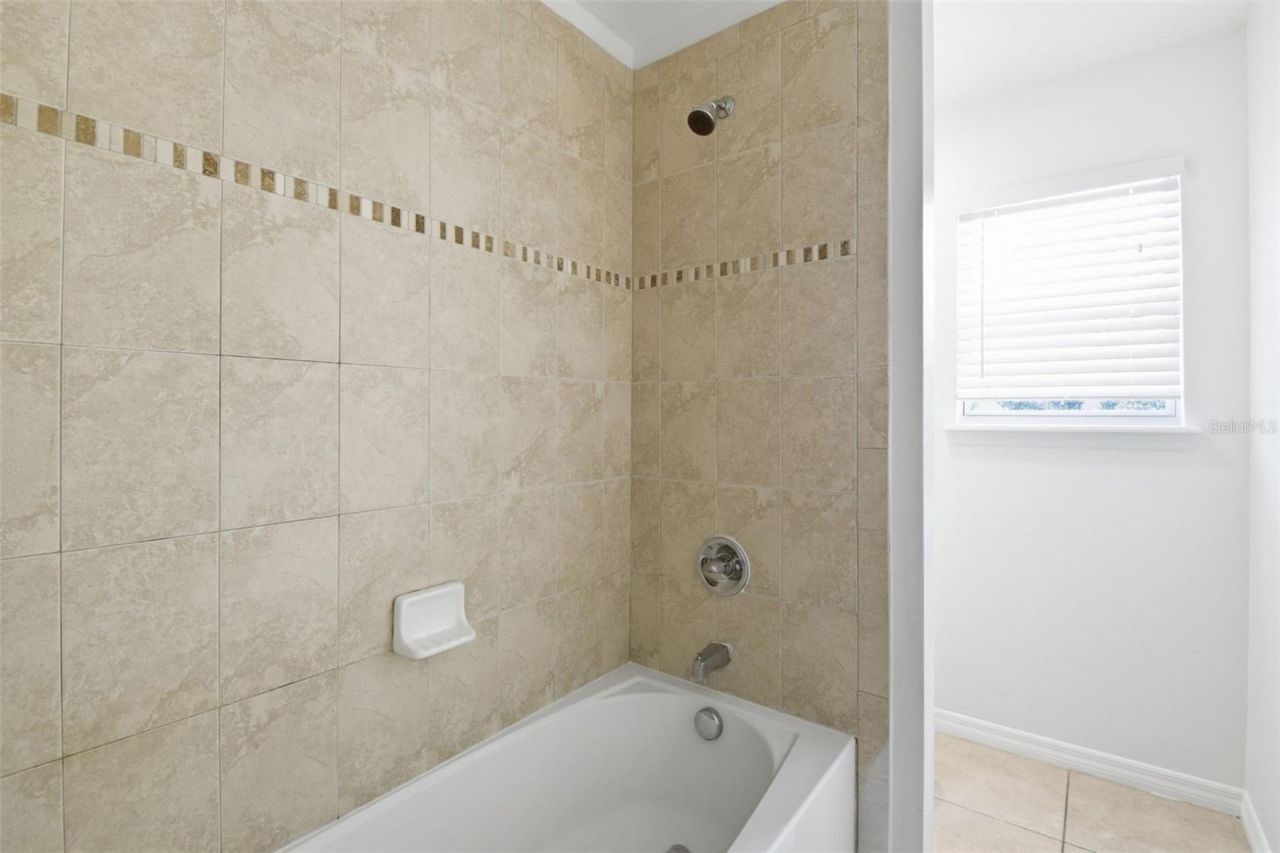 5654 Aaron Court , Sarasota, FL 34232 Photo