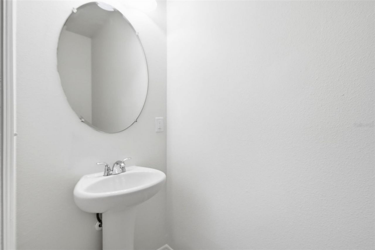 5654 Aaron Court , Sarasota, FL 34232 Photo
